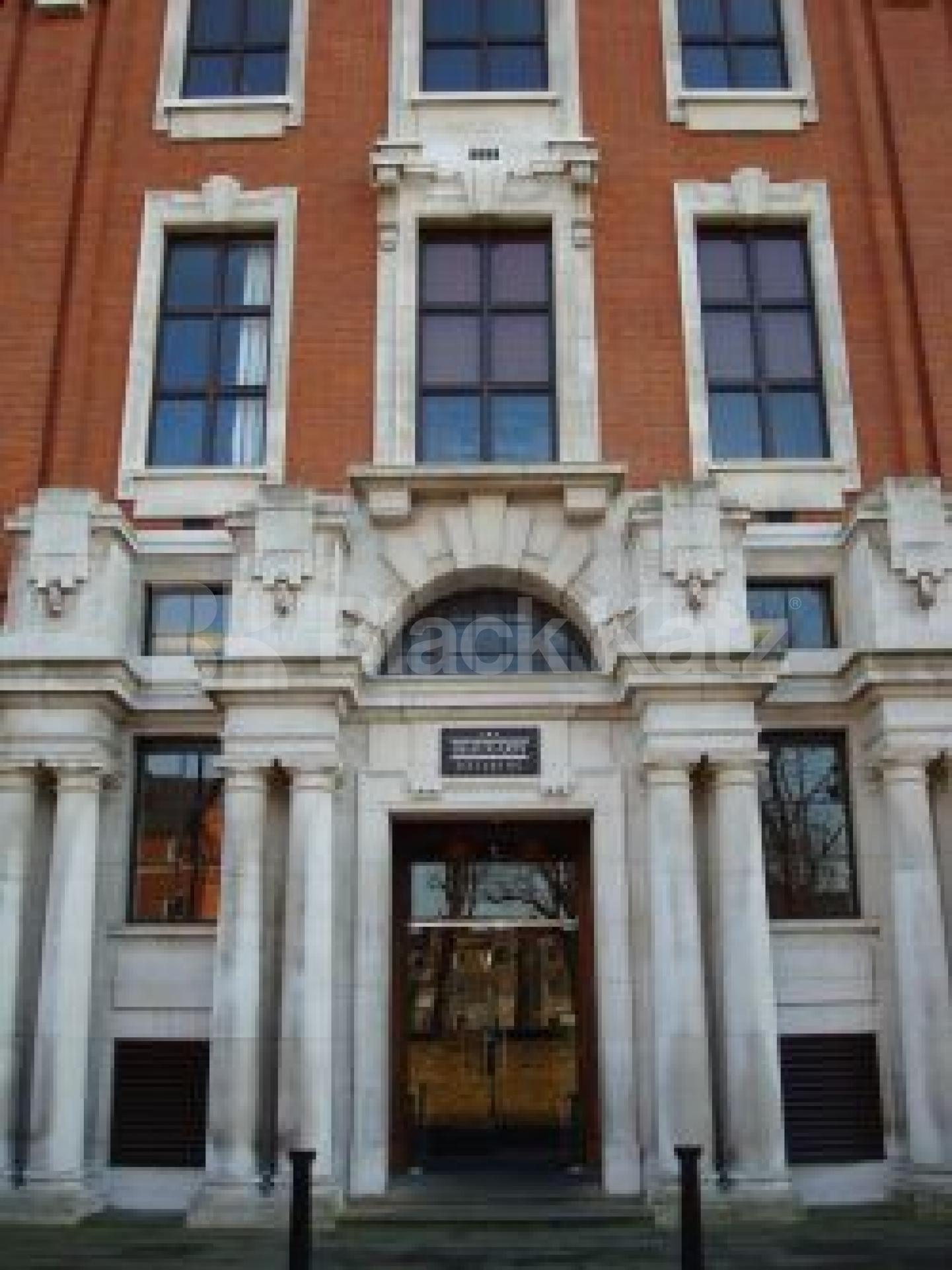 			MUST SEE !!!!!!!, 2 Bedroom, 1 bath, 1 reception Flat			 Beaux Arts Manor Gardens, Holloway N7